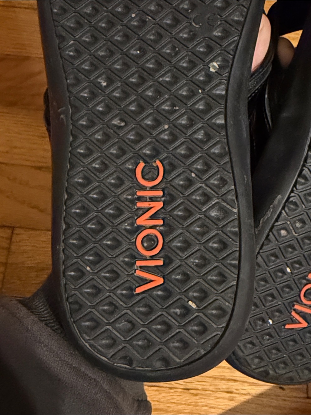 Vionic Tide II Sandals - Picture 5 of 7